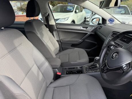 Volkswagen Golf 1.4 TSI BlueMotion Tech SE DSG Euro 5 (s/s) 5dr 21