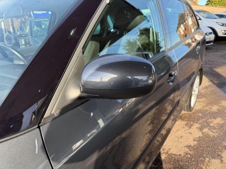 Skoda Fabia 1.2 TSI Elegance DSG Euro 5 5dr 28