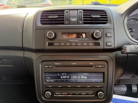 Skoda Fabia 1.2 TSI Elegance DSG Euro 5 5dr 15