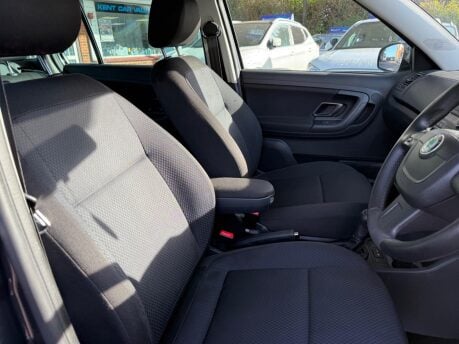 Skoda Fabia 1.2 TSI Elegance DSG Euro 5 5dr 19