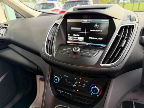 Ford Grand C-Max 1.5 TDCi Zetec Euro 6 (s/s) 5dr 29