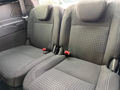 Ford Grand C-Max 1.5 TDCi Zetec Euro 6 (s/s) 5dr 23