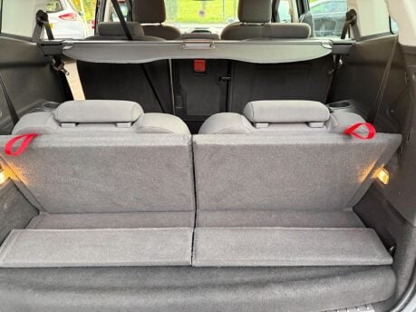 Ford Grand C-Max 1.5 TDCi Zetec Euro 6 (s/s) 5dr 33