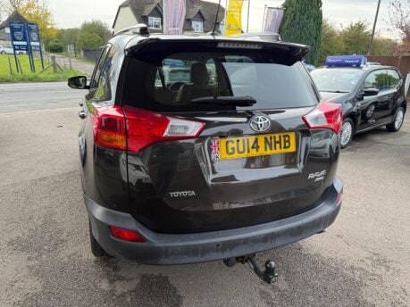 Toyota Rav4 2.2 D-4D Invincible 4WD Euro 5 5dr 5