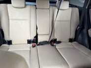 Toyota Rav4 2.2 D-4D Invincible 4WD Euro 5 5dr 9