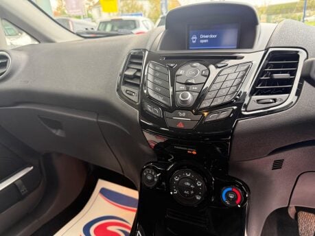 Ford Fiesta 1.25 Zetec Euro 6 5dr 18