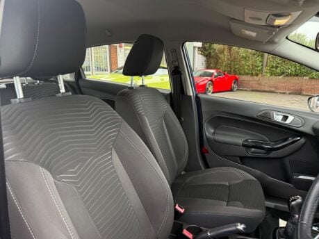 Ford Fiesta 1.25 Zetec Euro 6 5dr 22