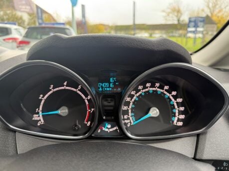 Ford Fiesta 1.25 Zetec Euro 6 5dr 31