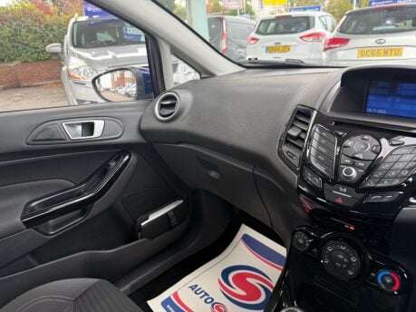 Ford Fiesta 1.25 Zetec Euro 6 5dr 17