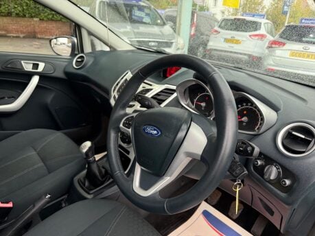Ford Fiesta 1.4 Zetec 5dr 19