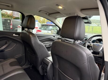 Ford Kuga 2.0 TDCi Titanium 2WD Euro 6 (s/s) 5dr 12