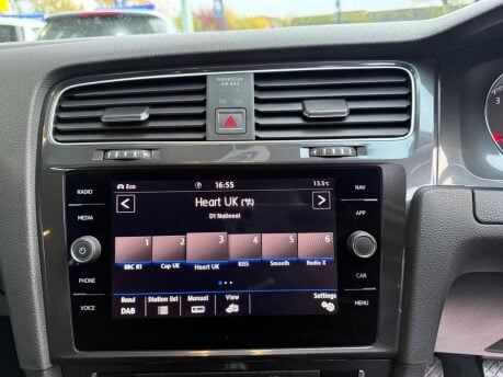 Volkswagen Golf 1.4 TSI BlueMotion Tech SE Nav Euro 6 (s/s) 5dr 26