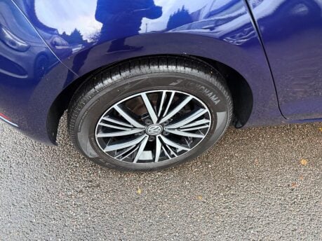 Volkswagen Golf 1.4 TSI BlueMotion Tech SE Nav Euro 6 (s/s) 5dr 24