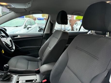 Volkswagen Golf 1.4 TSI BlueMotion Tech SE Nav Euro 6 (s/s) 5dr 35