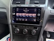 Volkswagen Golf 1.4 TSI BlueMotion Tech SE Nav Euro 6 (s/s) 5dr 27