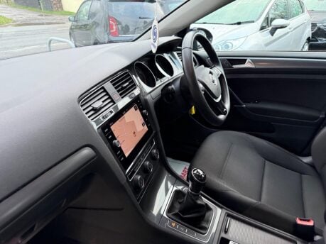 Volkswagen Golf 1.4 TSI BlueMotion Tech SE Nav Euro 6 (s/s) 5dr 16
