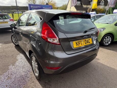 Ford Fiesta 1.25 Zetec Euro 6 3dr 10