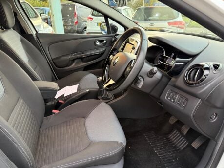 Renault Clio 1.5 dCi Dynamique S Nav Euro 6 (s/s) 5dr 8
