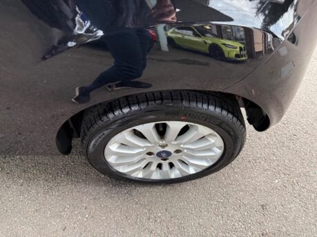 Ford Ka 1.2 Zetec Euro 5 (s/s) 3dr 24