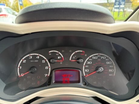 Ford Ka 1.2 Zetec Euro 5 (s/s) 3dr 25