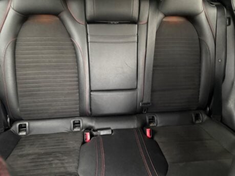 Mercedes-Benz GLA 2.1 GLA220 CDI AMG Line 7G-DCT 4MATIC Euro 6 (s/s) 5dr 12