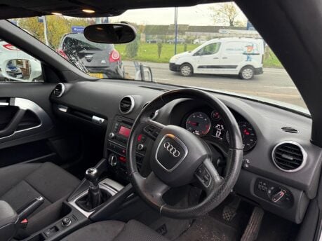 Audi A3 1.6 TDI Sport Euro 5 (s/s) 2dr 9