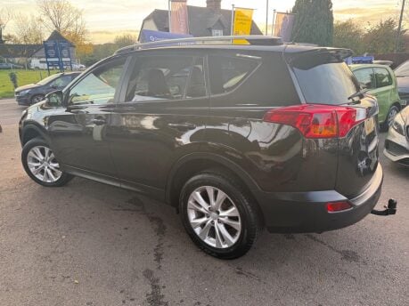 Toyota Rav4 2.2 D-4D Invincible 4WD Euro 5 5dr 5