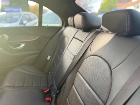 Mercedes-Benz C Class 2.1 C220d AMG Line (Premium) G-Tronic+ Euro 6 (s/s) 4dr 21