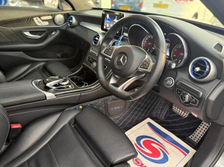 Mercedes-Benz C Class 2.1 C220d AMG Line (Premium) G-Tronic+ Euro 6 (s/s) 4dr 14