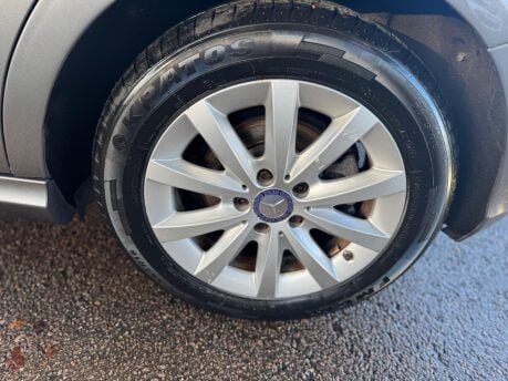 Mercedes-Benz A Class 1.6 A180 SE Euro 6 (s/s) 5dr 16