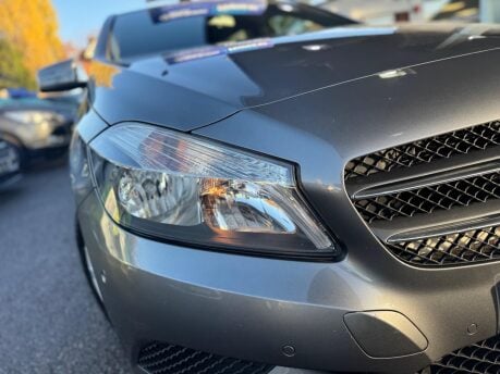 Mercedes-Benz A Class 1.6 A180 SE Euro 6 (s/s) 5dr 10