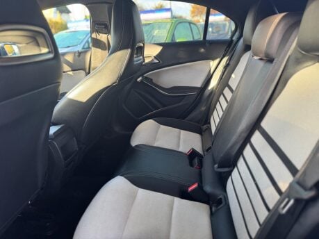 Mercedes-Benz A Class 1.6 A180 SE Euro 6 (s/s) 5dr 27