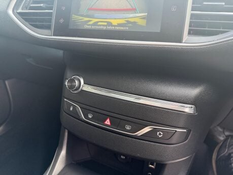 Peugeot 308 1.6 e-HDi Feline Euro 5 (s/s) 5dr 25