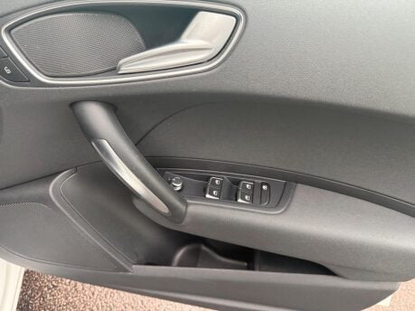 Audi A1 1.6 TDI Sport Sportback Euro 6 (s/s) 5dr 27