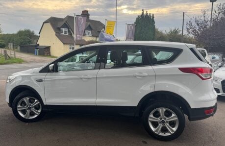 Ford Kuga 2.0 TDCi Zetec 2WD Euro 5 5dr 4