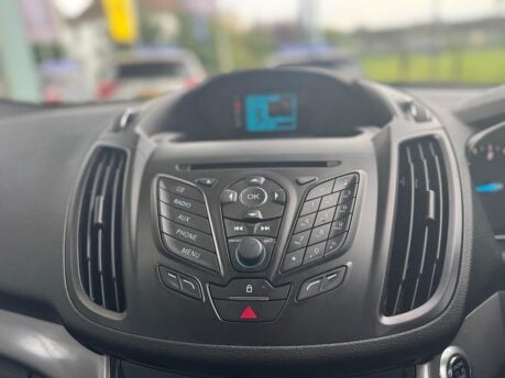 Ford Kuga 2.0 TDCi Zetec 2WD Euro 5 5dr 20