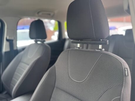 Ford Kuga 2.0 TDCi Zetec 2WD Euro 5 5dr 27