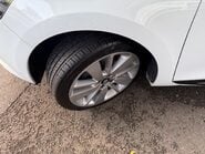 Renault Clio 1.5 dCi Dynamique S Nav Euro 6 (s/s) 5dr 27