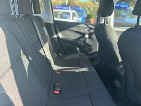 Peugeot 2008 1.6 BlueHDi Active Euro 6 5dr 27