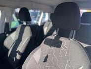 Peugeot 2008 1.6 BlueHDi Active Euro 6 5dr 29