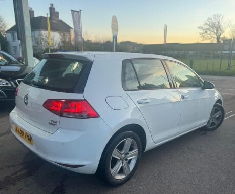 Volkswagen Golf 1.6 TDI BlueMotion Tech Match Edition DSG Euro 6 (s/s) 5dr 4
