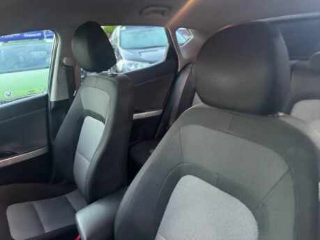 Kia Ceed 1.6 CRDi 2 DCT Euro 6 (s/s) 5dr 29