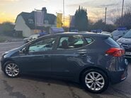 Kia Ceed 1.6 CRDi 2 DCT Euro 6 (s/s) 5dr 4