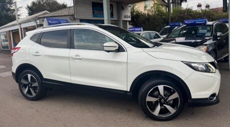 Nissan Qashqai 1.5 dCi N-Connecta 2WD Euro 6 (s/s) 5dr 8