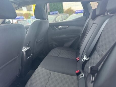 Nissan Qashqai 1.5 dCi N-Connecta 2WD Euro 6 (s/s) 5dr 29