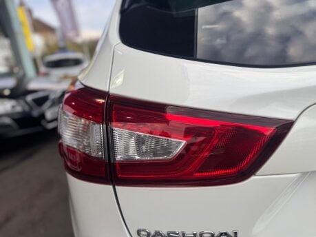 Nissan Qashqai 1.5 dCi N-Connecta 2WD Euro 6 (s/s) 5dr 12