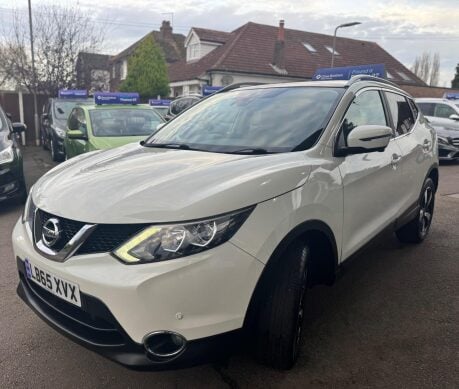 Nissan Qashqai 1.5 dCi N-Connecta 2WD Euro 6 (s/s) 5dr 3