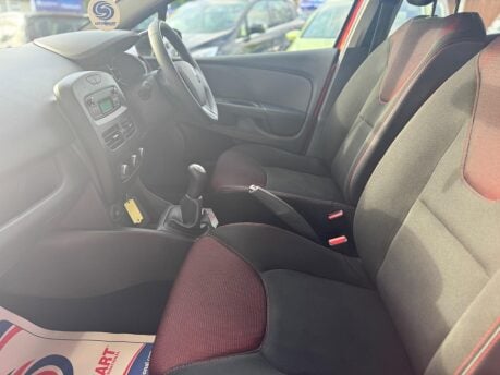 Renault Clio 1.5 dCi Play Euro 6 (s/s) 5dr 30