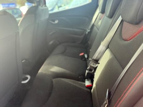 Renault Clio 1.5 dCi Play Euro 6 (s/s) 5dr 28