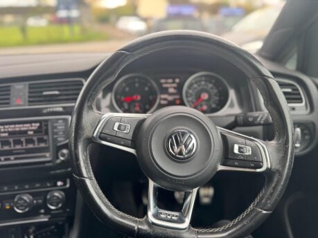 Volkswagen Golf 2.0 TDI BlueMotion Tech GTD Euro 6 (s/s) 5dr 10